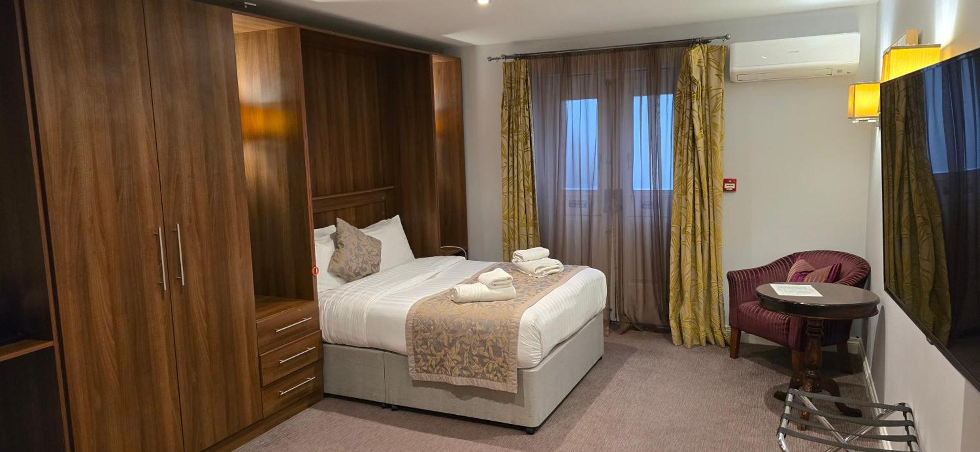 Shendish Manor & Golf Course Hotel 4*